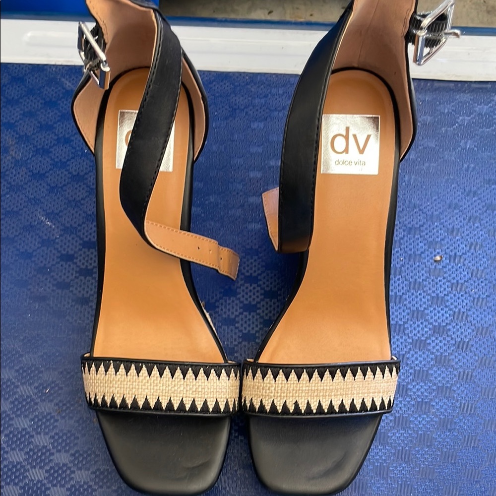 DV by Dolce Vita Black and Tan Women's Wedges | size 7